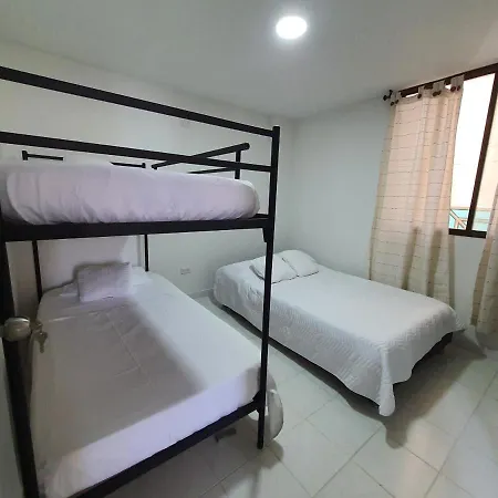 Apartamento Amplio, Luminoso Y Cerca Del Mar Santa Marta  Exterior photo